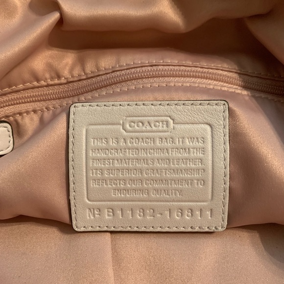 Coach purse - Picture 2 of 2